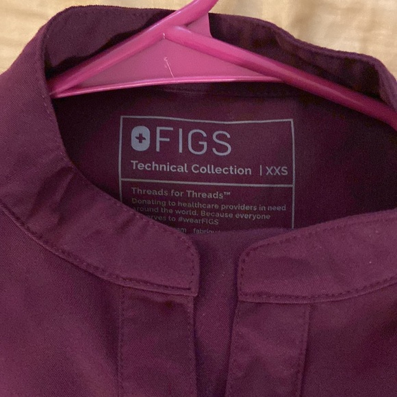 figs xxs deep purple rafaela - Picture 2 of 2